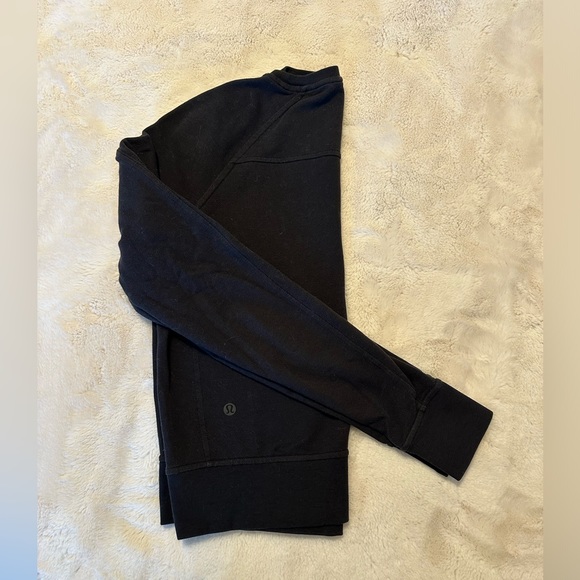 Lululemon crew neck - Picture 2 of 2